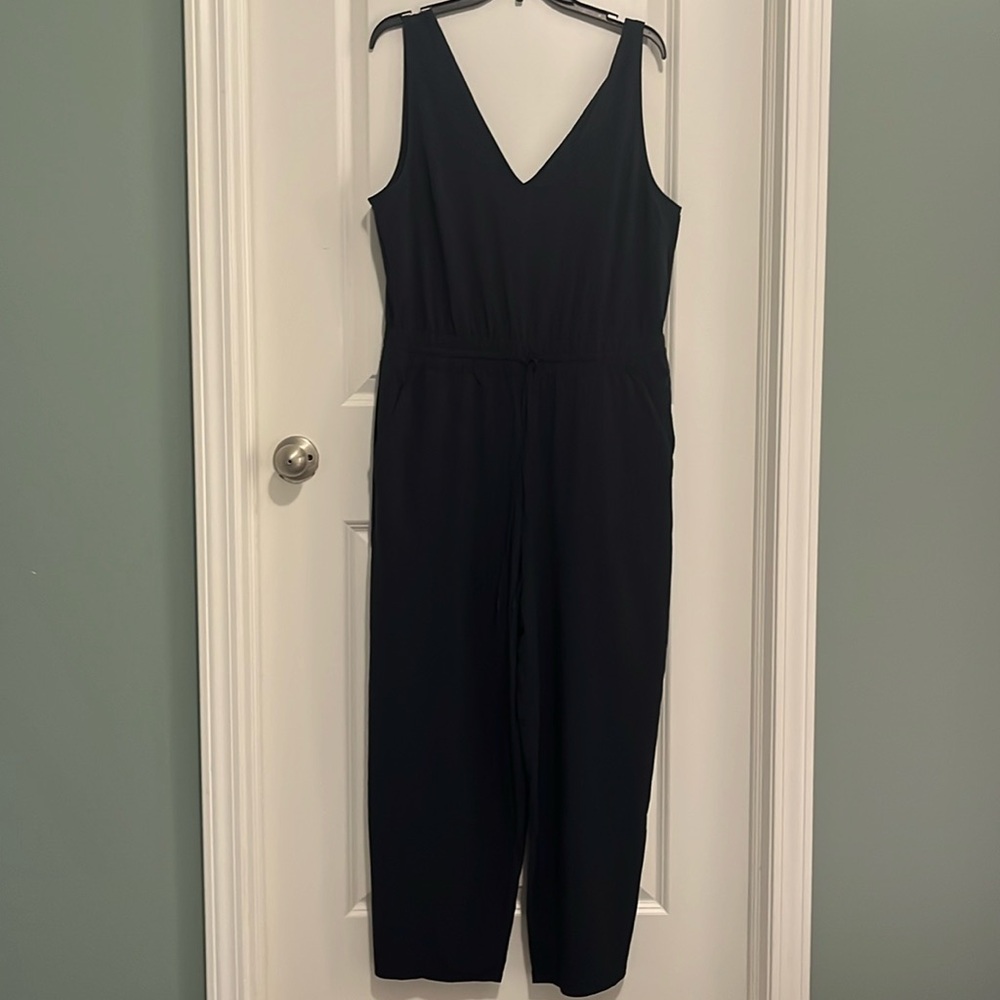 Athleta Brooklyn jumpsuit - Navy Large Petite. Great condition, worn once!